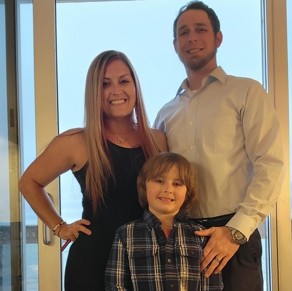 Meet your Posher, Heather - Picture 3 of 3